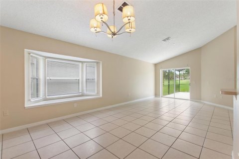 House in Haines City, Florida 4 bedrooms, 146.97 sq.m. № 1908639 - photo 10