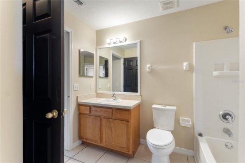 House in Haines City, Florida 4 bedrooms, 146.97 sq.m. № 1908639 - photo 29