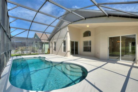 House in Haines City, Florida 4 bedrooms, 146.97 sq.m. № 1908639 - photo 5