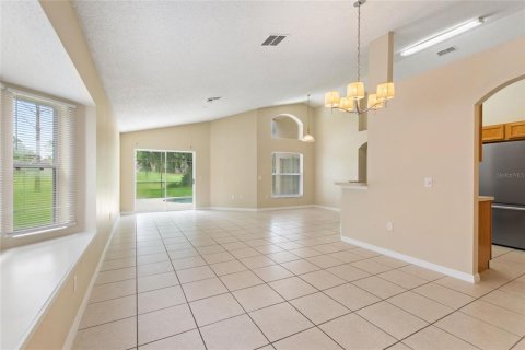 House in Haines City, Florida 4 bedrooms, 146.97 sq.m. № 1908639 - photo 9