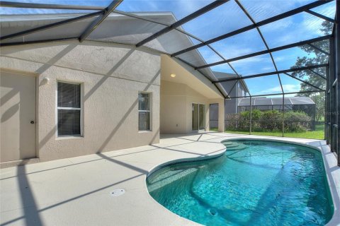 House in Haines City, Florida 4 bedrooms, 146.97 sq.m. № 1908639 - photo 8
