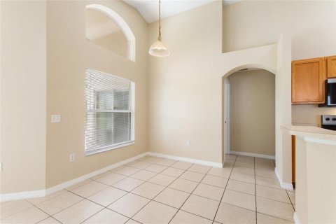 House in Haines City, Florida 4 bedrooms, 146.97 sq.m. № 1908639 - photo 14