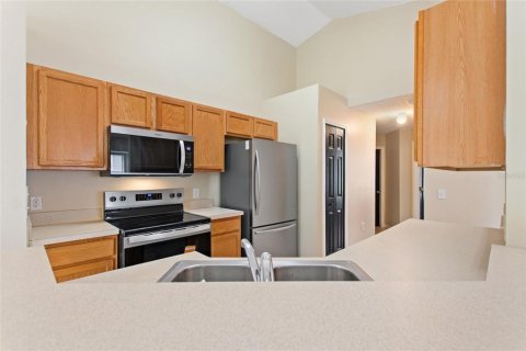 House in Haines City, Florida 4 bedrooms, 146.97 sq.m. № 1908639 - photo 17