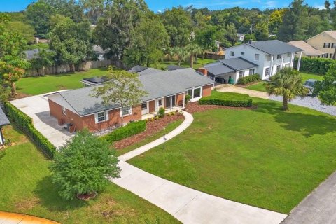 Villa ou maison à vendre à Altamonte Springs, Floride: 3 chambres, 201.78 m2 № 2416788 - photo 24