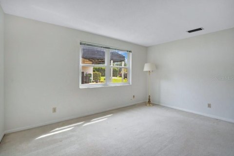 Villa ou maison à vendre à Altamonte Springs, Floride: 3 chambres, 201.78 m2 № 2416788 - photo 19