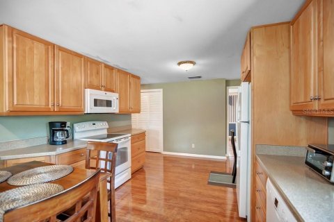 Villa ou maison à vendre à Altamonte Springs, Floride: 3 chambres, 201.78 m2 № 2416788 - photo 7
