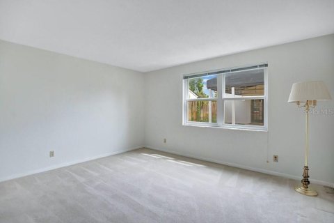 Villa ou maison à vendre à Altamonte Springs, Floride: 3 chambres, 201.78 m2 № 2416788 - photo 18