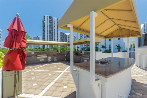 Снять в аренду кондоминиум в Авентура, Флорида 2 спальни, 101.45м2, № 1956668 - фото 11