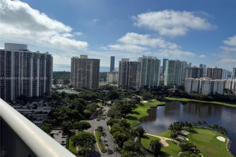 Снять в аренду кондоминиум в Авентура, Флорида 2 спальни, 101.45м2, № 1956668 - фото 4