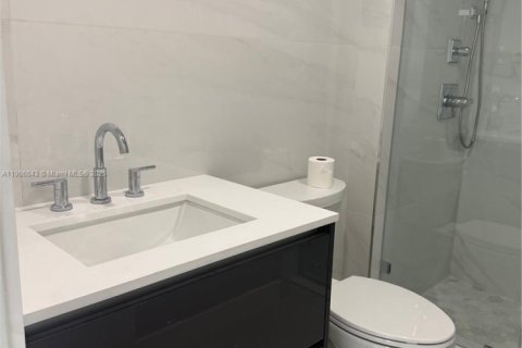 Снять в аренду кондоминиум в Авентура, Флорида 2 спальни, 101.45м2, № 1956668 - фото 23