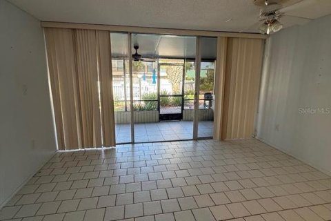 Touwnhouse à louer à Ormond Beach, Floride: 2 chambres, 116.31 m2 № 2380668 - photo 4