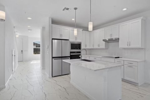Adosado en alquiler en Apopka, Florida, 3 dormitorios, 175.96 m2 № 1834793 - foto 8