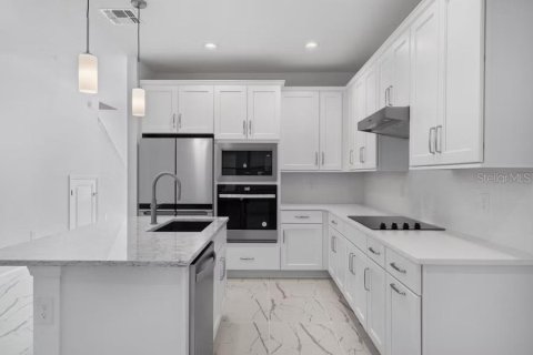 Adosado en alquiler en Apopka, Florida, 3 dormitorios, 175.96 m2 № 1834793 - foto 6