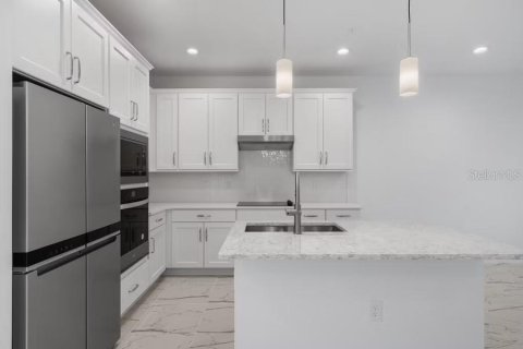 Adosado en alquiler en Apopka, Florida, 3 dormitorios, 175.96 m2 № 1834793 - foto 10