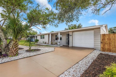 Casa en venta en New Port Richey, Florida, 3 dormitorios, 95.13 m2 № 2386300 - foto 2