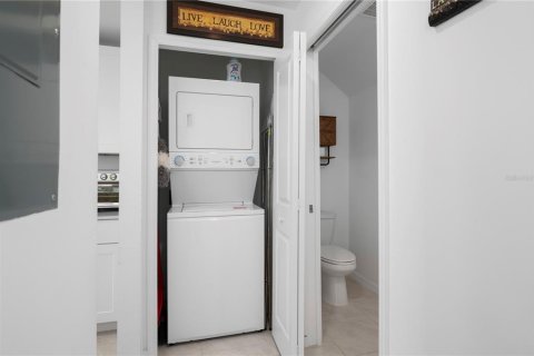 Купить таунхаус в Порт-Шарлотт, Флорида 10 комнат, 117.24м2, № 1537181 - фото 16