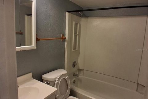 Copropriété à louer à Tampa, Floride: 2 chambres, 90.39 m2 № 2113522 - photo 8
