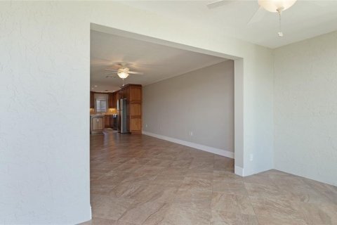 Copropriété à vendre à Sarasota, Floride: 2 chambres, 104.79 m2 № 1716510 - photo 19