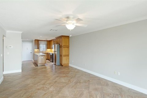 Copropriété à vendre à Sarasota, Floride: 2 chambres, 104.79 m2 № 1716510 - photo 17