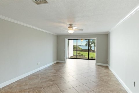 Copropriété à vendre à Sarasota, Floride: 2 chambres, 104.79 m2 № 1716510 - photo 10