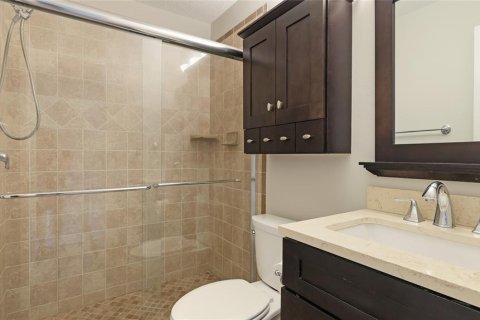 Copropriété à vendre à Sarasota, Floride: 2 chambres, 104.79 m2 № 1716510 - photo 23