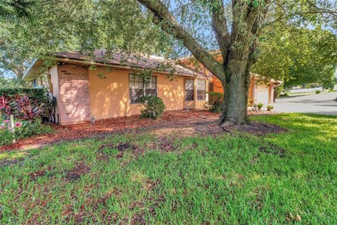 Casa en venta en Clermont, Florida, 3 dormitorios, 189.06 m2 № 1822492 - foto 4