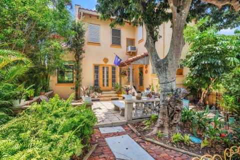 Villa ou maison à vendre à West Palm Beach, Floride: 3 chambres, 183.76 m2 № 1182150 - photo 1