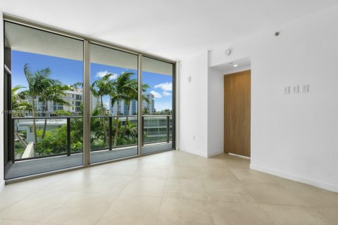 Copropriété à louer à Bay Harbor Islands, Floride: 2 chambres, 152.92 m2 № 2016568 - photo 21