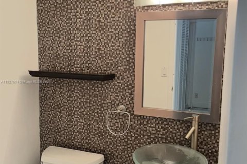 Снять в аренду квартиру в Санни-Айлс-Бич, Флорида 1 спальня, 71.26м2, № 1958559 - фото 3