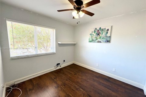 Adosado en venta en Pembroke Pines, Florida, 3 dormitorios, 126.44 m2 № 1748308 - foto 13