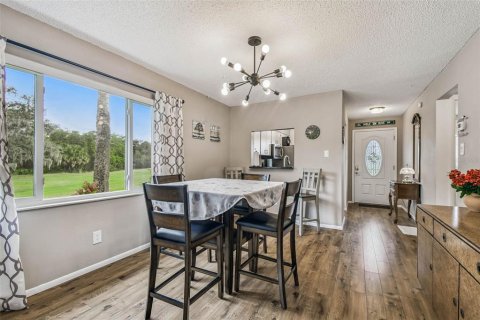 Condo in New Port Richey, Florida, 2 bedrooms  № 1902107 - photo 30