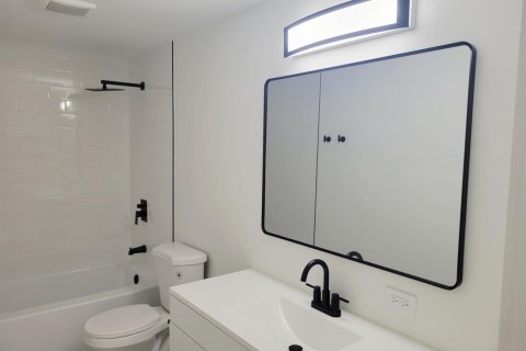 Touwnhouse à vendre à West Palm Beach, Floride: 2 chambres, 114.83 m2 № 2293945 - photo 15