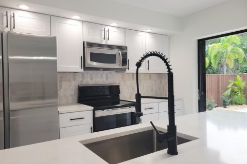 Touwnhouse à West Palm Beach, Floride 2 chambres, 114.83 m2 № 2293945