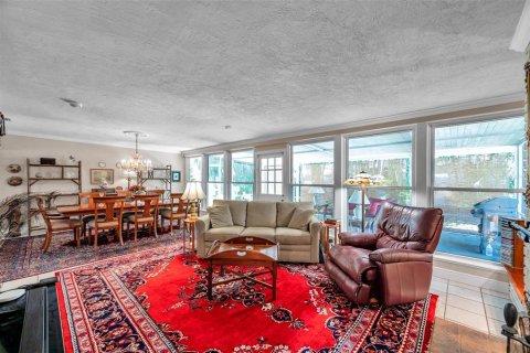 Casa en venta en Saint Petersburg, Florida, 3 dormitorios, 166.02 m2 № 1791973 - foto 11