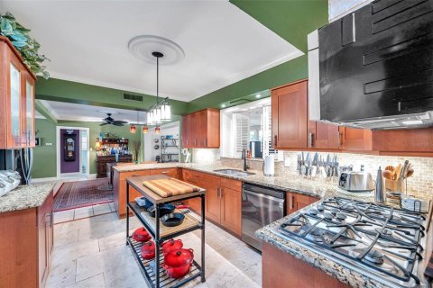 Casa en venta en Saint Petersburg, Florida, 3 dormitorios, 166.02 m2 № 1791973 - foto 14