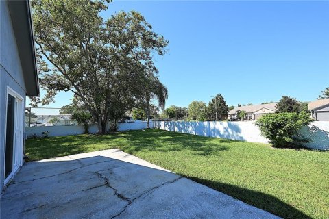 Villa ou maison à louer à Lakeland, Floride: 3 chambres, 127.93 m2 № 2414038 - photo 29