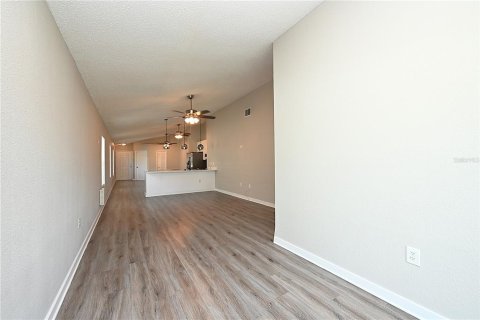 Villa ou maison à louer à Lakeland, Floride: 3 chambres, 127.93 m2 № 2414038 - photo 14