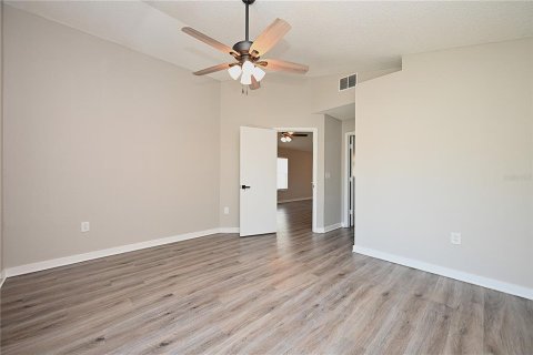 Villa ou maison à louer à Lakeland, Floride: 3 chambres, 127.93 m2 № 2414038 - photo 18