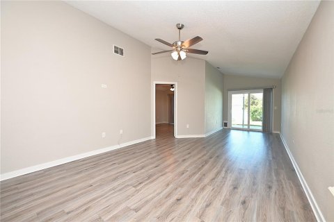 Villa ou maison à louer à Lakeland, Floride: 3 chambres, 127.93 m2 № 2414038 - photo 13