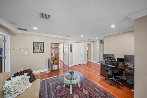 House in Weston, Florida 5 bedrooms, 292.08 sq.m. № 1889221 - photo 19