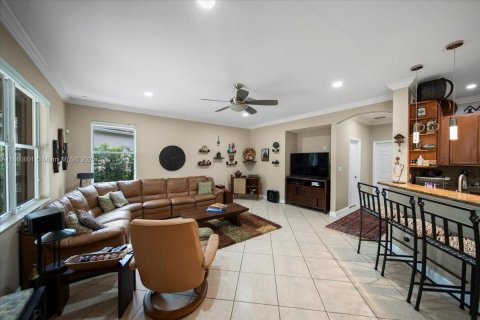 House in Weston, Florida 5 bedrooms, 292.08 sq.m. № 1889221 - photo 14