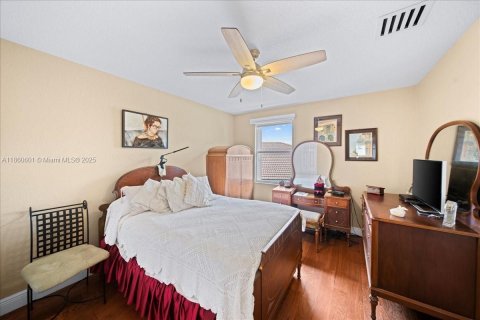 House in Weston, Florida 5 bedrooms, 292.08 sq.m. № 1889221 - photo 28