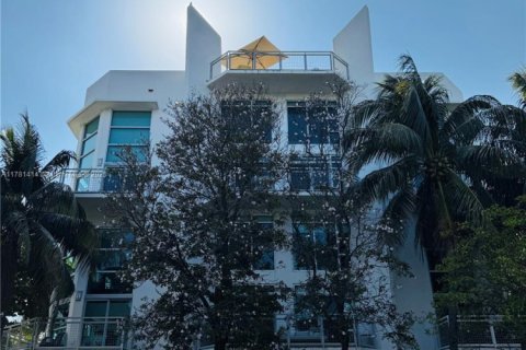 Appartement à louer à Miami Beach, Floride: 2 chambres, 200.2 m2 № 1643826 - photo 16