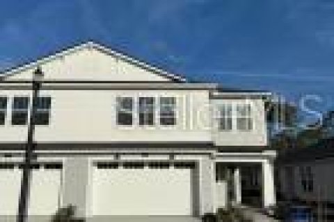 Dúplex en venta en Palm Coast, Florida, 3 dormitorios, 197.79 m2 № 1910433 - foto 1