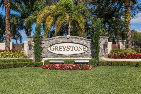 House in Boynton Beach, Florida 4 bedrooms, 191.56 sq.m. № 1207768 - photo 1