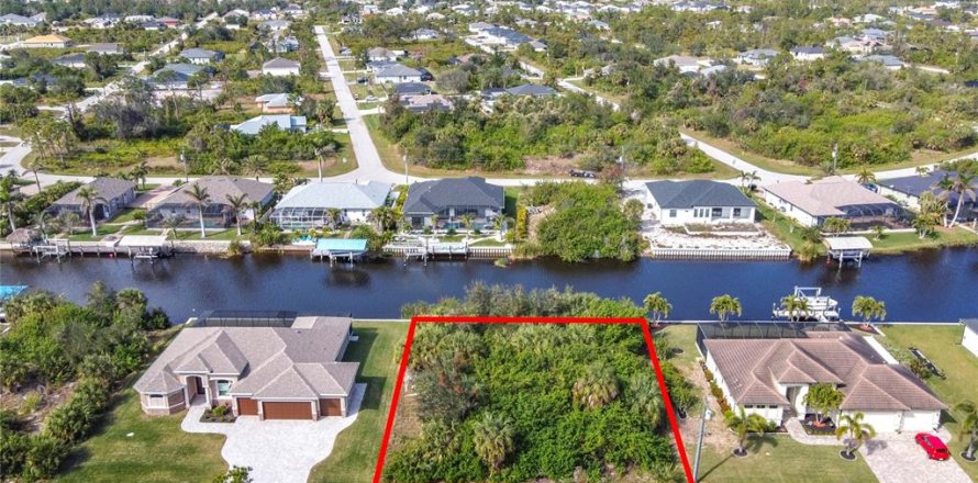 Terreno en Port Charlotte, Florida № 2212785