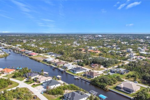 Terreno en venta en Port Charlotte, Florida № 2212785 - foto 5
