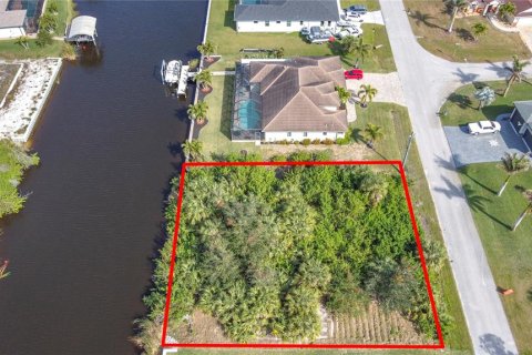 Terreno en venta en Port Charlotte, Florida № 2212785 - foto 27