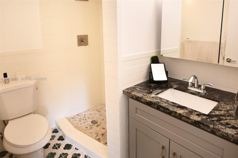 Condominio en alquiler en Pompano Beach, Florida, 2 dormitorios, 77.57 m2 № 2037691 - foto 17