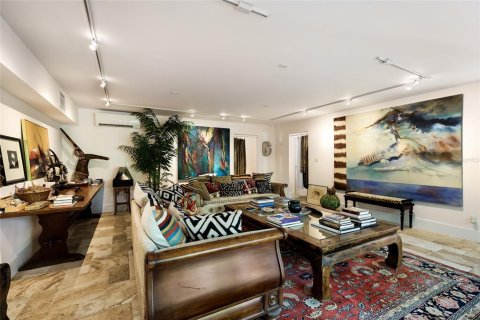 Villa ou maison à vendre à Bradenton, Floride: 5 chambres, 353.4 m2 № 2437304 - photo 19